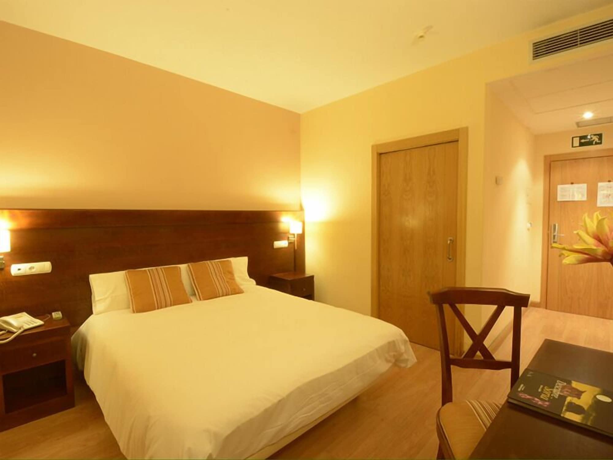 Hotel Campos De Castilla Soria Buitenkant foto