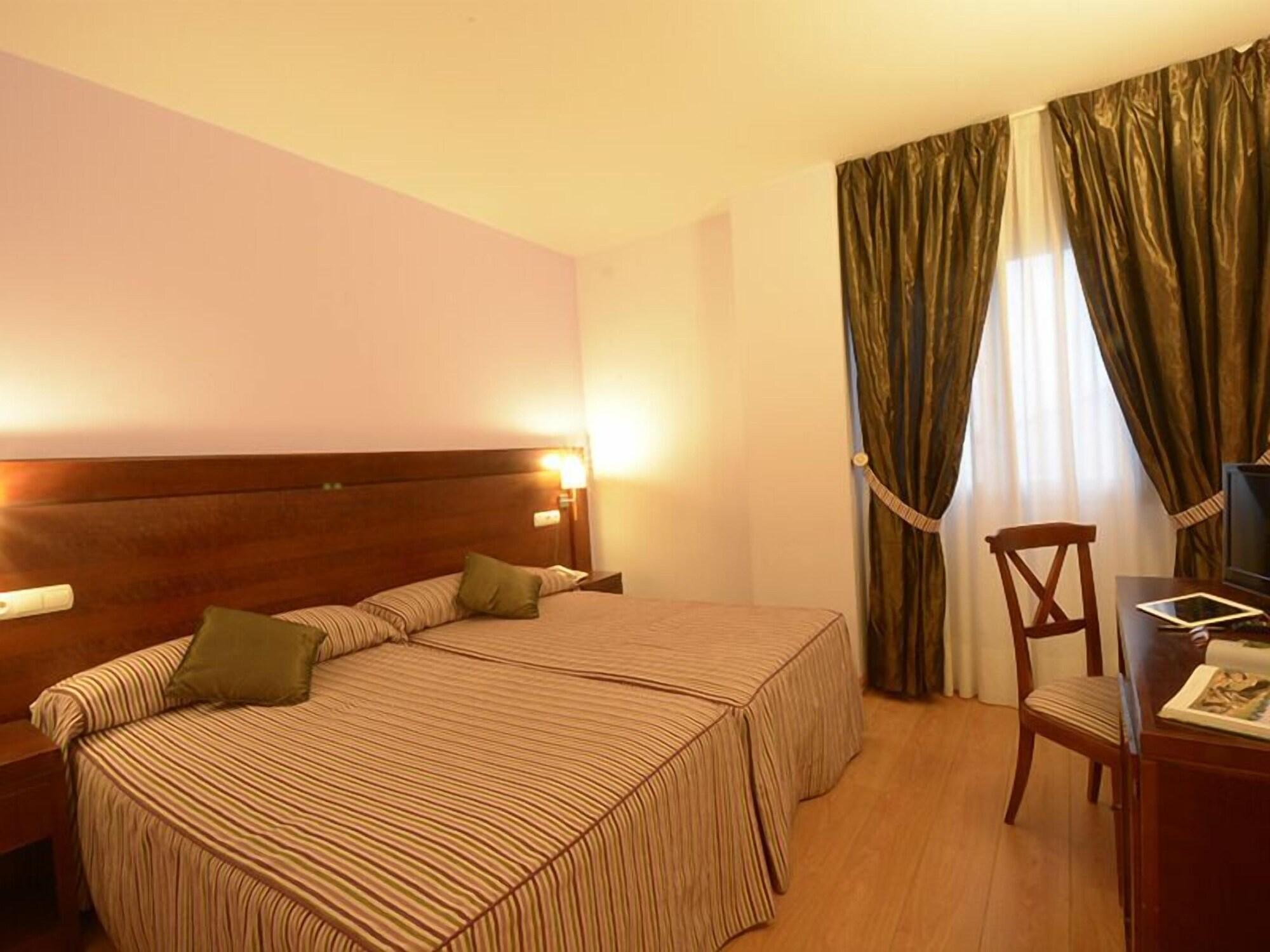Hotel Campos De Castilla Soria Buitenkant foto