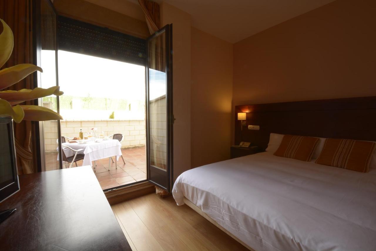 Hotel Campos De Castilla Soria Buitenkant foto
