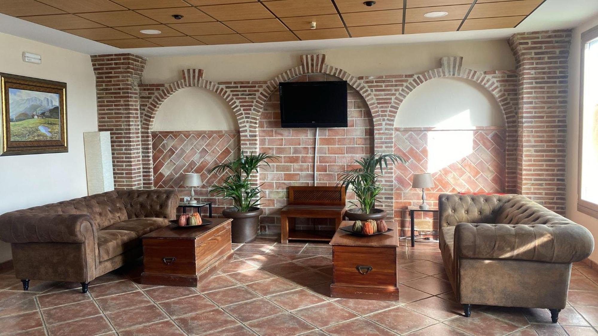 Hotel Campos De Castilla Soria Buitenkant foto