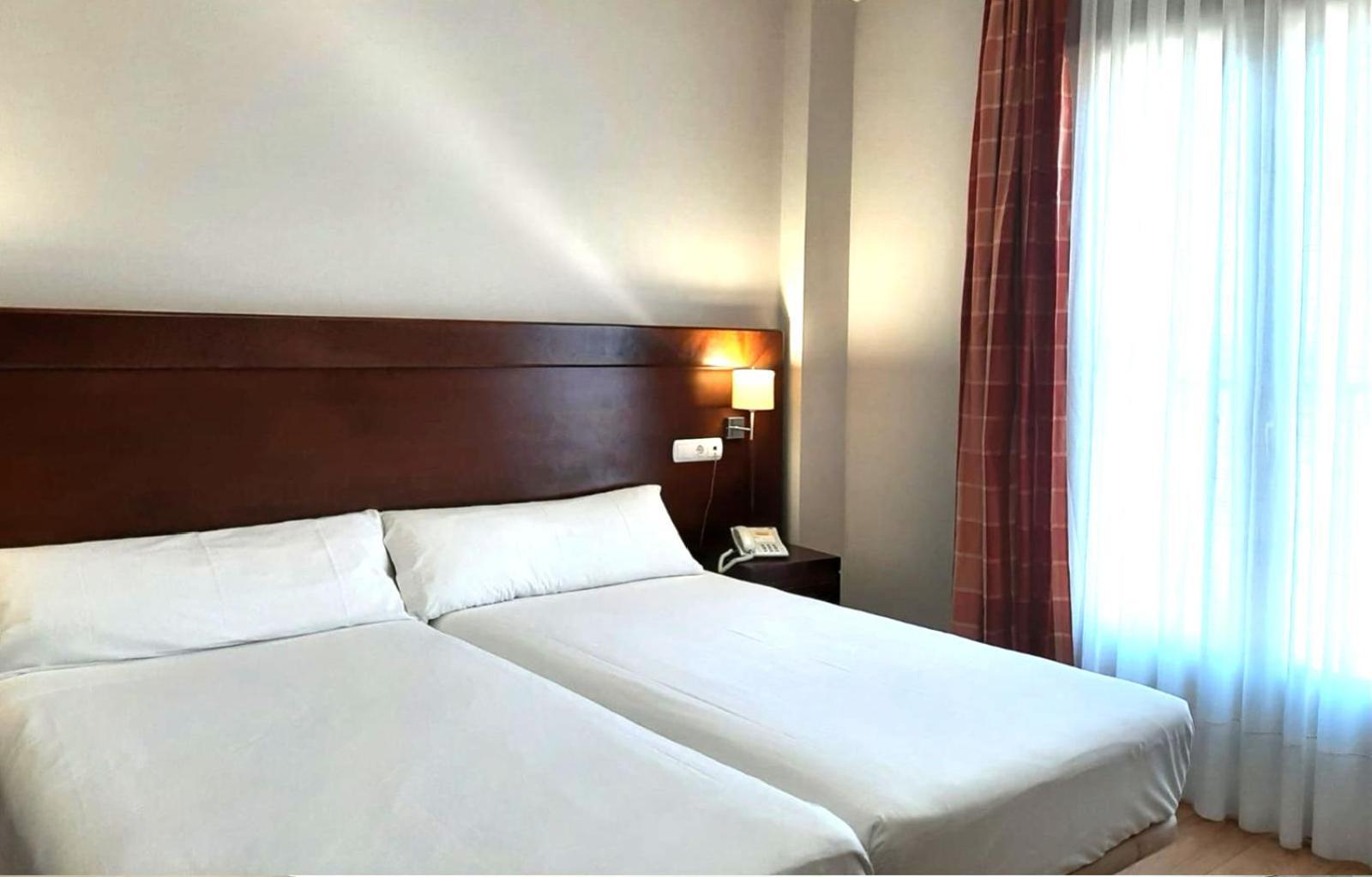Hotel Campos De Castilla Soria Buitenkant foto