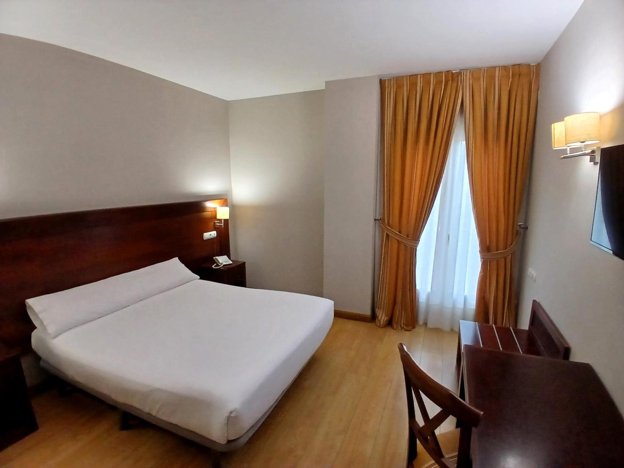 Hotel Campos De Castilla Soria Buitenkant foto